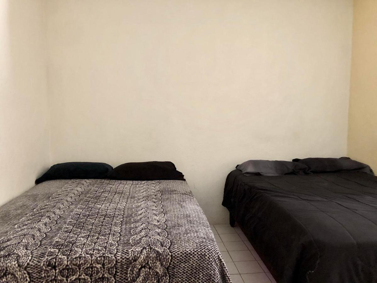 Oyo Hotel Cuatro Reales Galeana Bagian luar foto